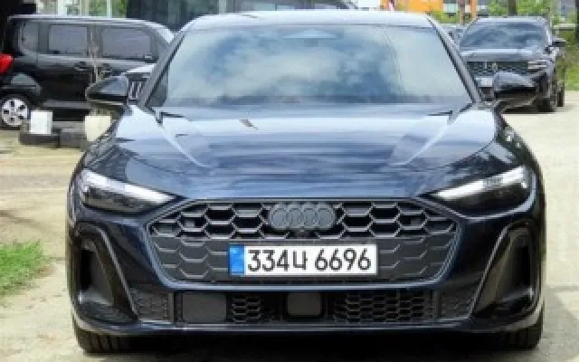 그랑콜레오스E테크 중고차 A5 (B10) 45 TFSI 콰트로 S-라인? 매물 사진 1 - 2026/05 5,175km