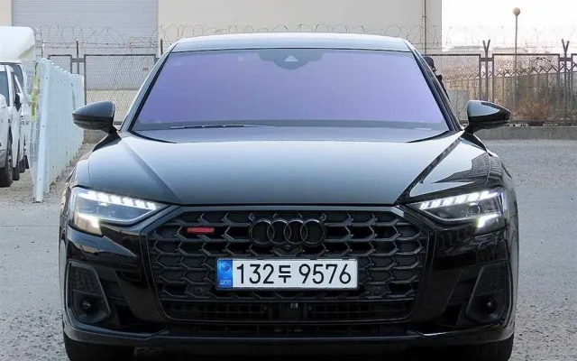 그랑콜레오스E테크 중고차 A8 (D5) 55 TFSI 콰트로 LWB 매물 사진 14 - 2022/10 60,732km