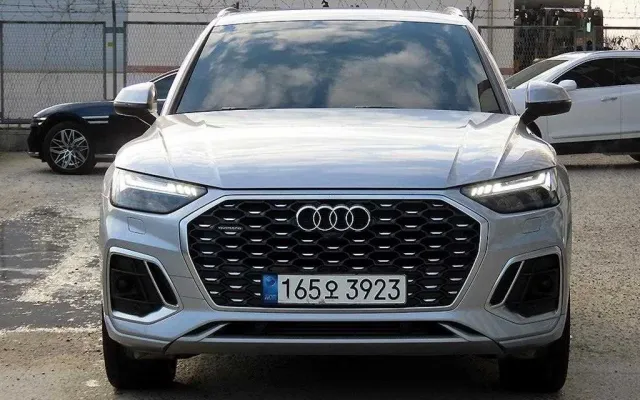 그랑콜레오스E테크 중고차 Q5 (FY) 45 TFSI 콰트로 프리미엄 스포트백 매물 사진 20 - 2022/06 76,314km